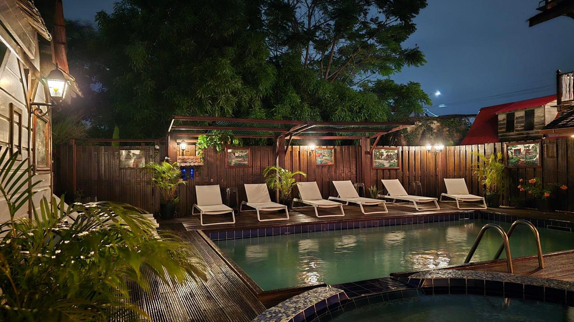 Greenheart Boutique Hotel باراماريبو المظهر الخارجي الصورة